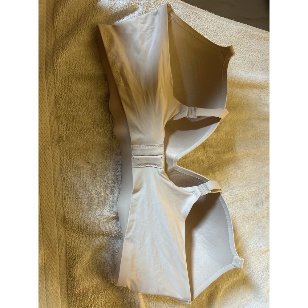 Victoria's Secret Incredible Wirefree Bra 38D Nude Padded Seamless Comfort - Picture 2 of 9